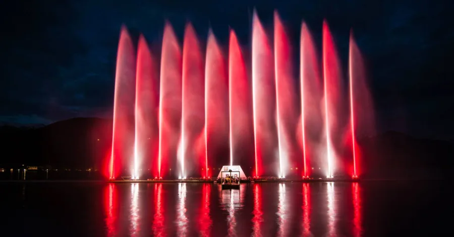 Wasser & Lasershow